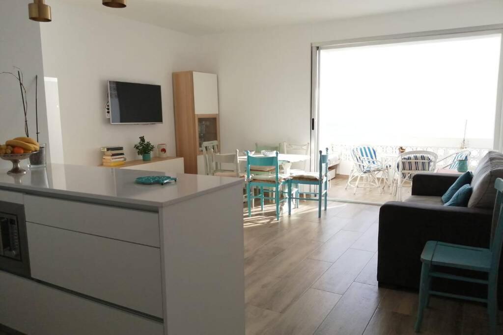 Apartamento Frente Al Mar. Альмуньєкар Екстер'єр фото